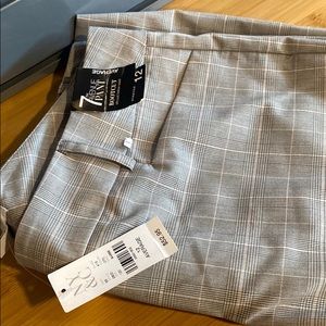 NWT Size 12 average plaid pant